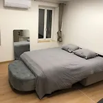 Апартаменты Luxe Et Tranquillite En Centre Proche *