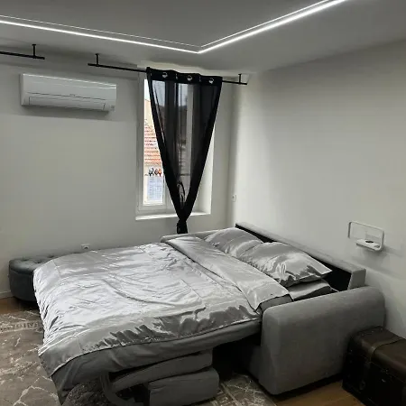 Апартаменты Luxe Et Tranquillite En Centre Proche Ла-Сейн-сюр-Мер
